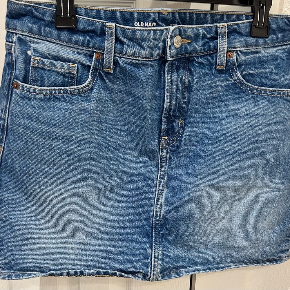 Old Navy Classic Blue Jean Skirt